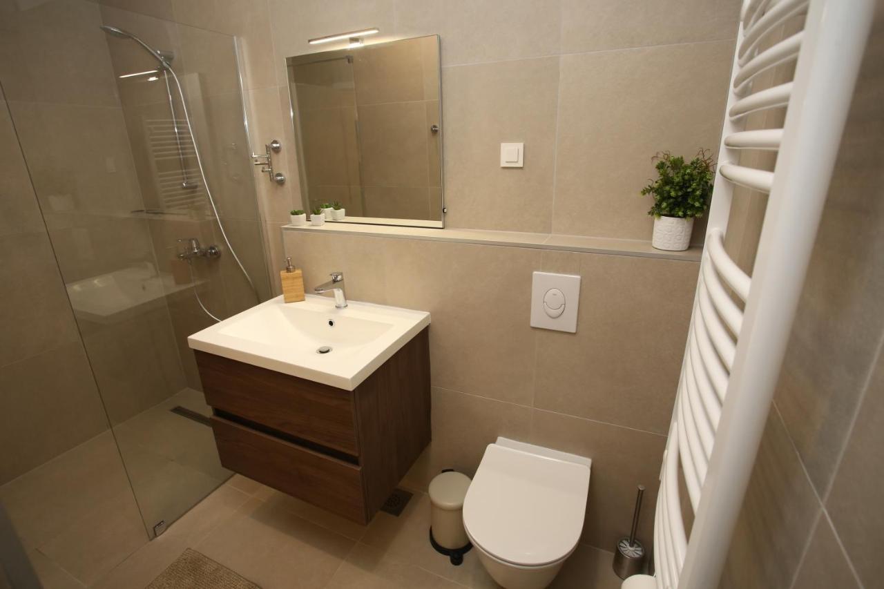 Apartmani Tri Bunje Tribalj Екстериор снимка