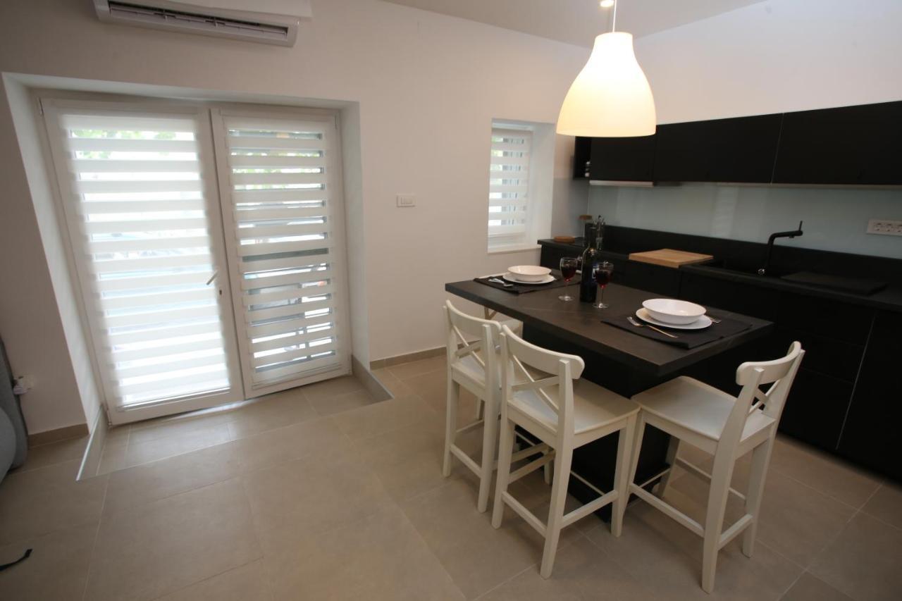 Apartmani Tri Bunje Tribalj Екстериор снимка