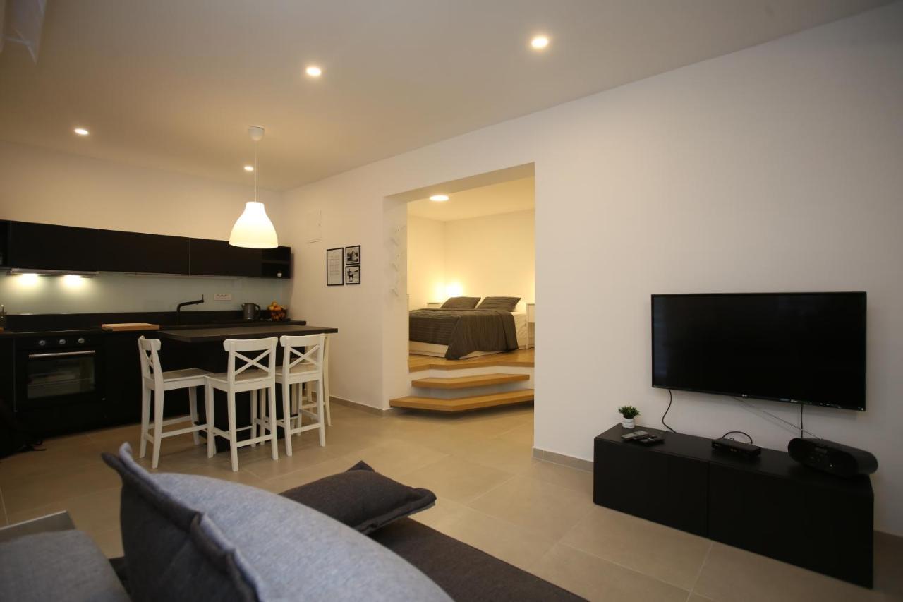Apartmani Tri Bunje Tribalj Екстериор снимка