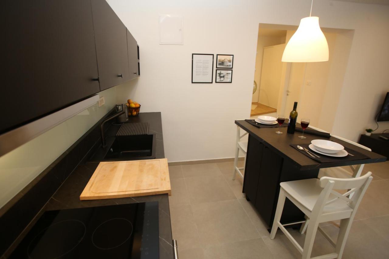 Apartmani Tri Bunje Tribalj Екстериор снимка