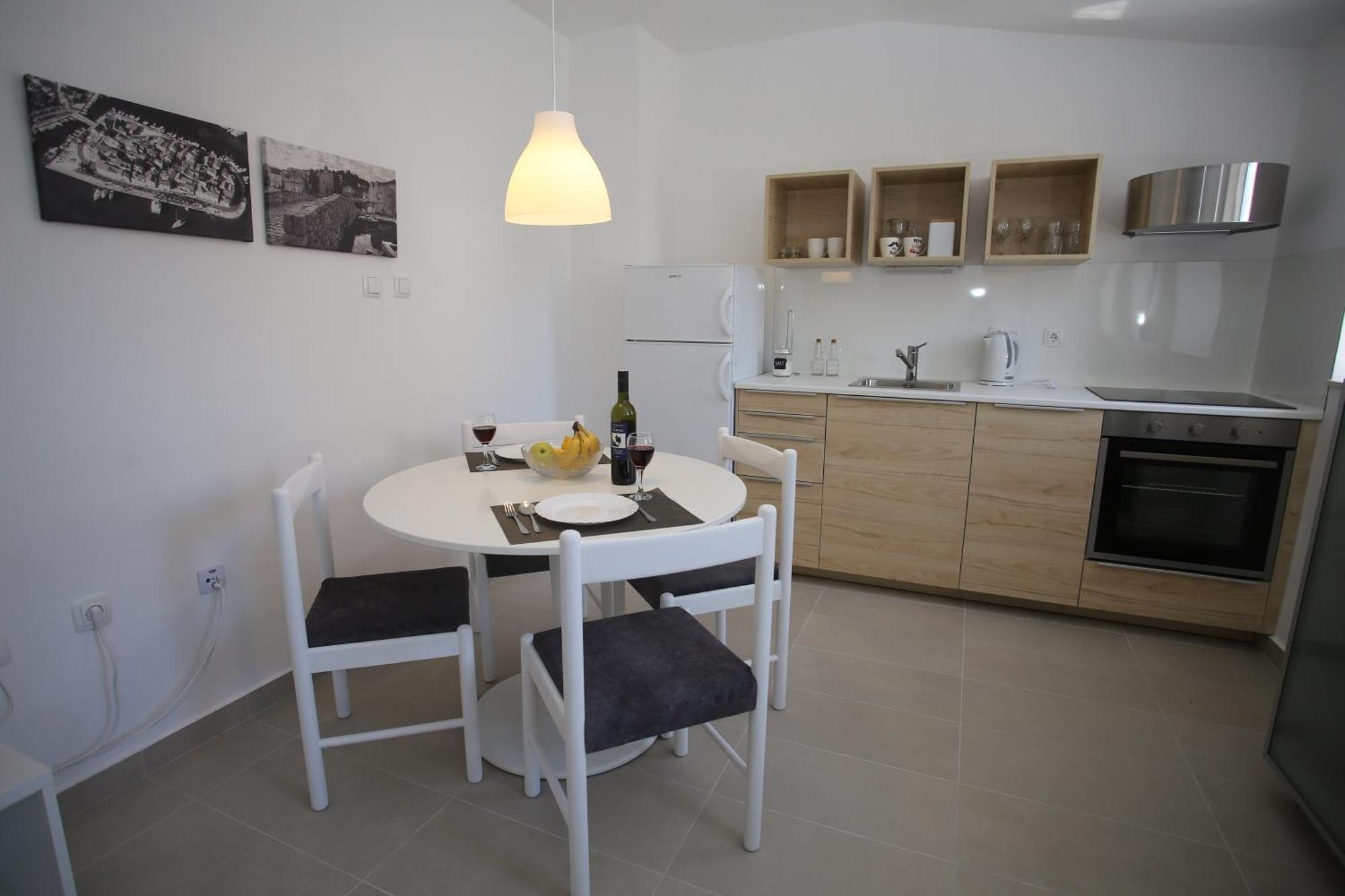 Apartmani Tri Bunje Tribalj Екстериор снимка