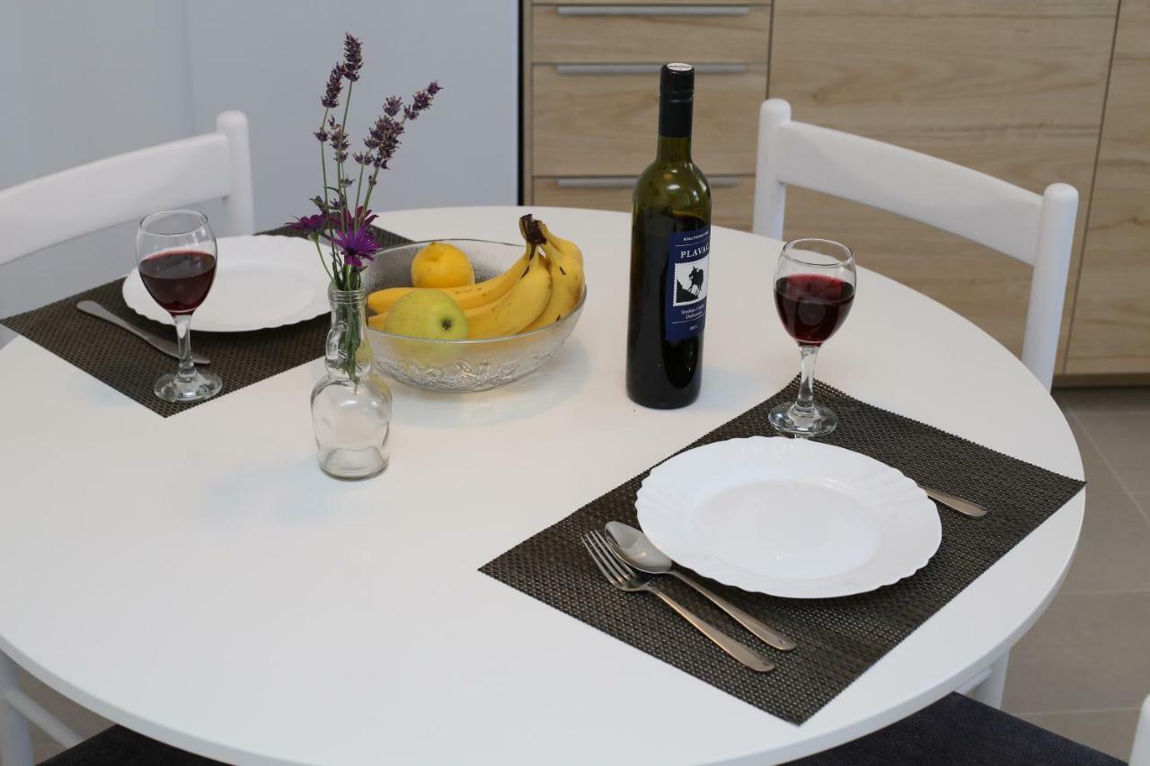 Apartmani Tri Bunje Tribalj Екстериор снимка