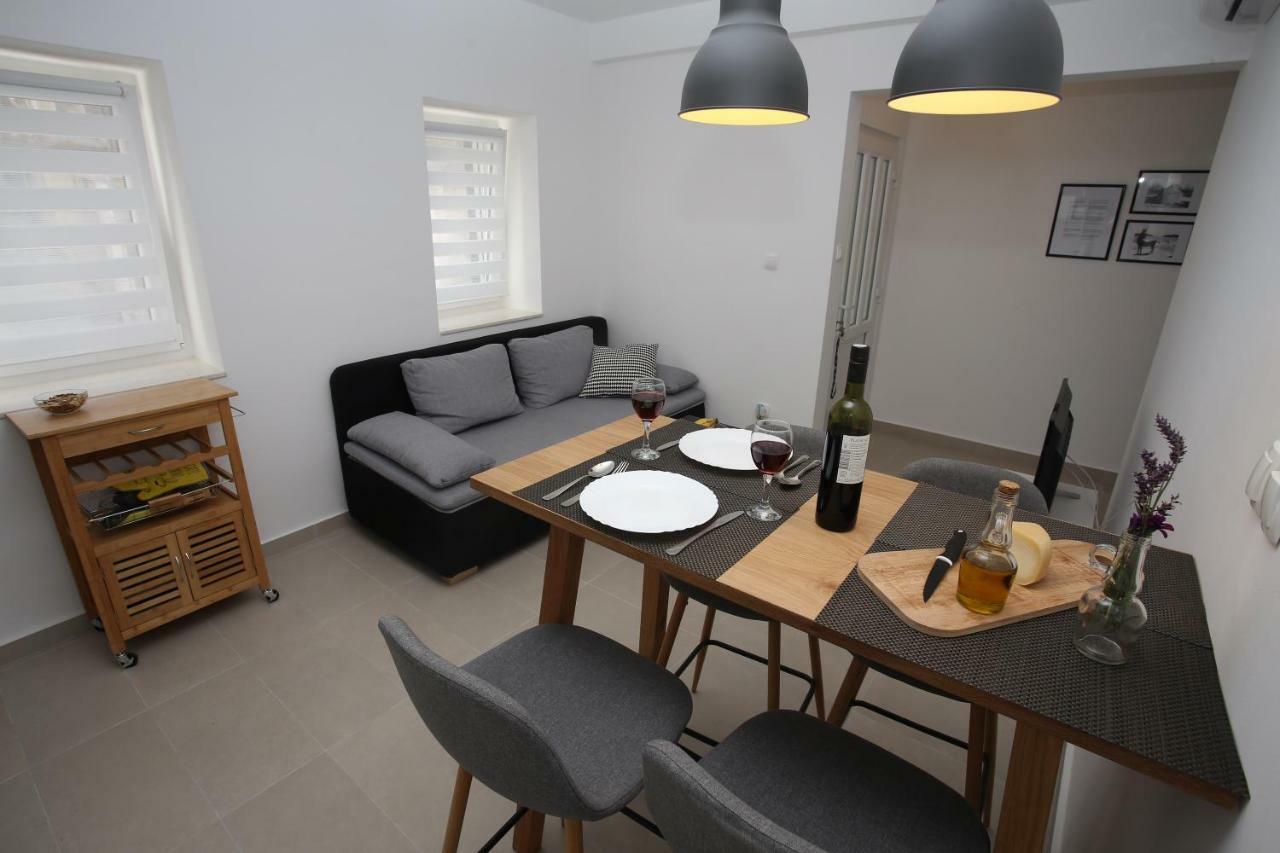 Apartmani Tri Bunje Tribalj Екстериор снимка